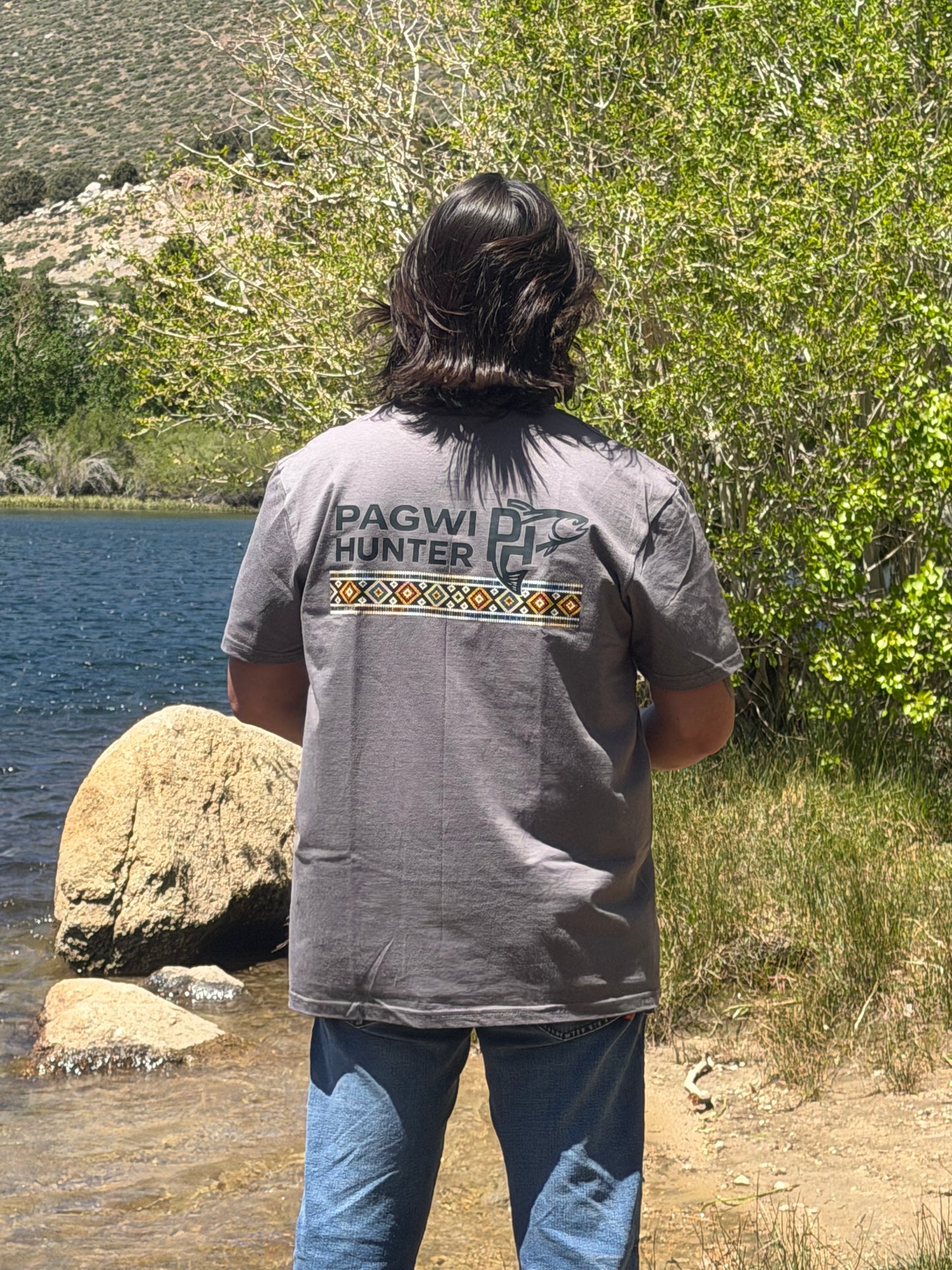 SoftFeel Fishing Tee Logo Bead Band